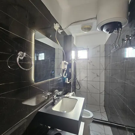 Rozafa Velipoje