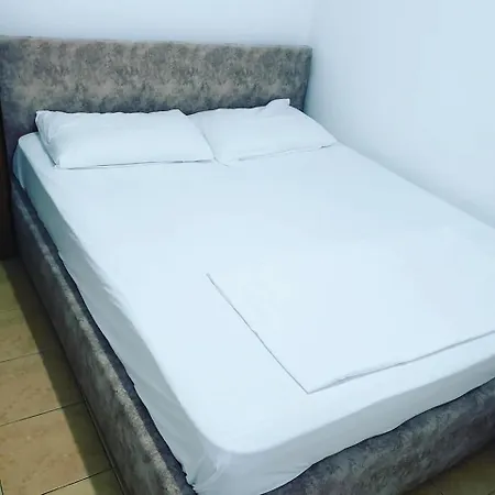 Rozafa Velipoje *